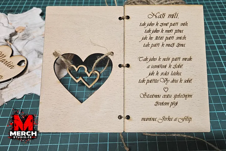 dřevěné_přání_merchstudio