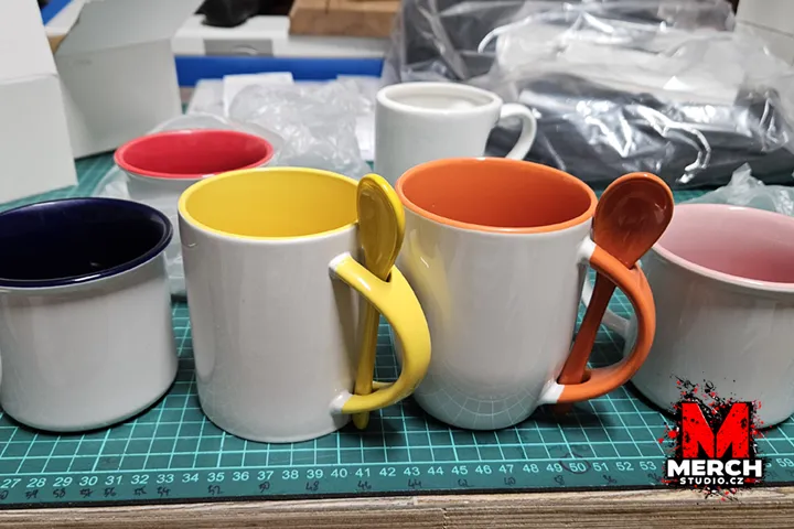 hrnečky_merchstudio